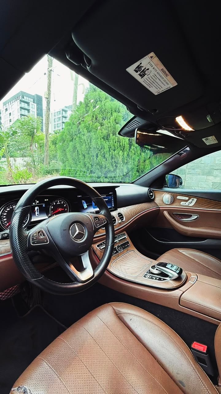 Mercedes-Benz E300 2018